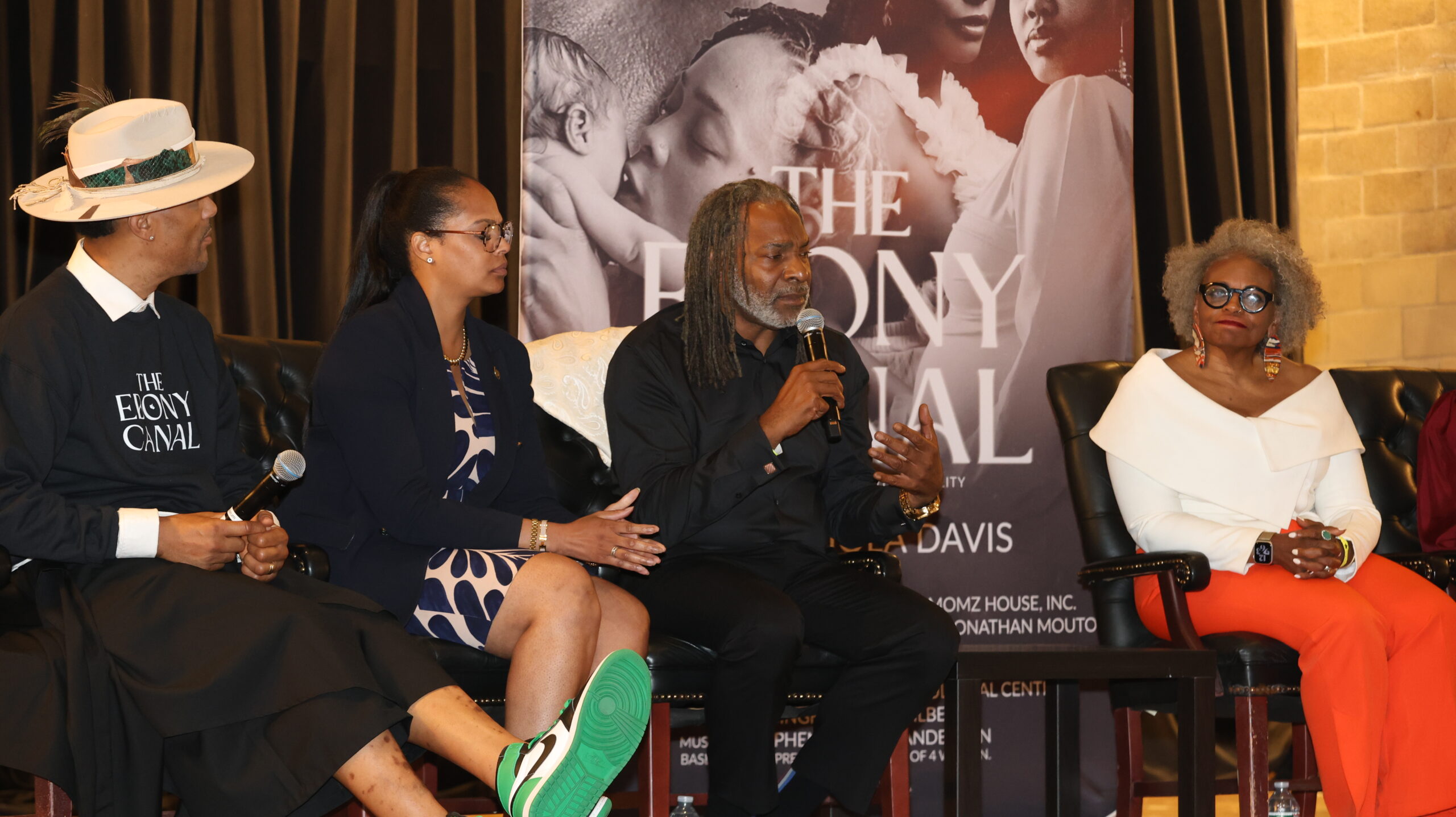 Sharing joyful times that will be memorable about the Film